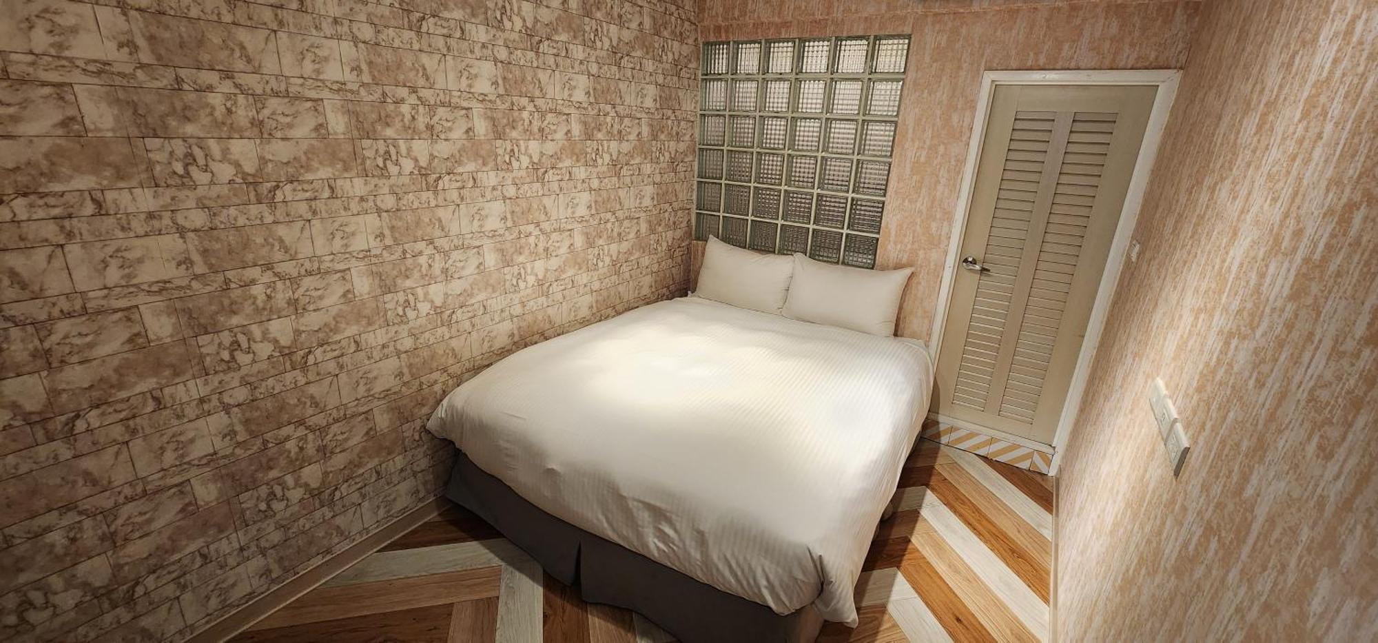 Cheers Loft Self Check-In Hotel تايبيه المظهر الخارجي الصورة