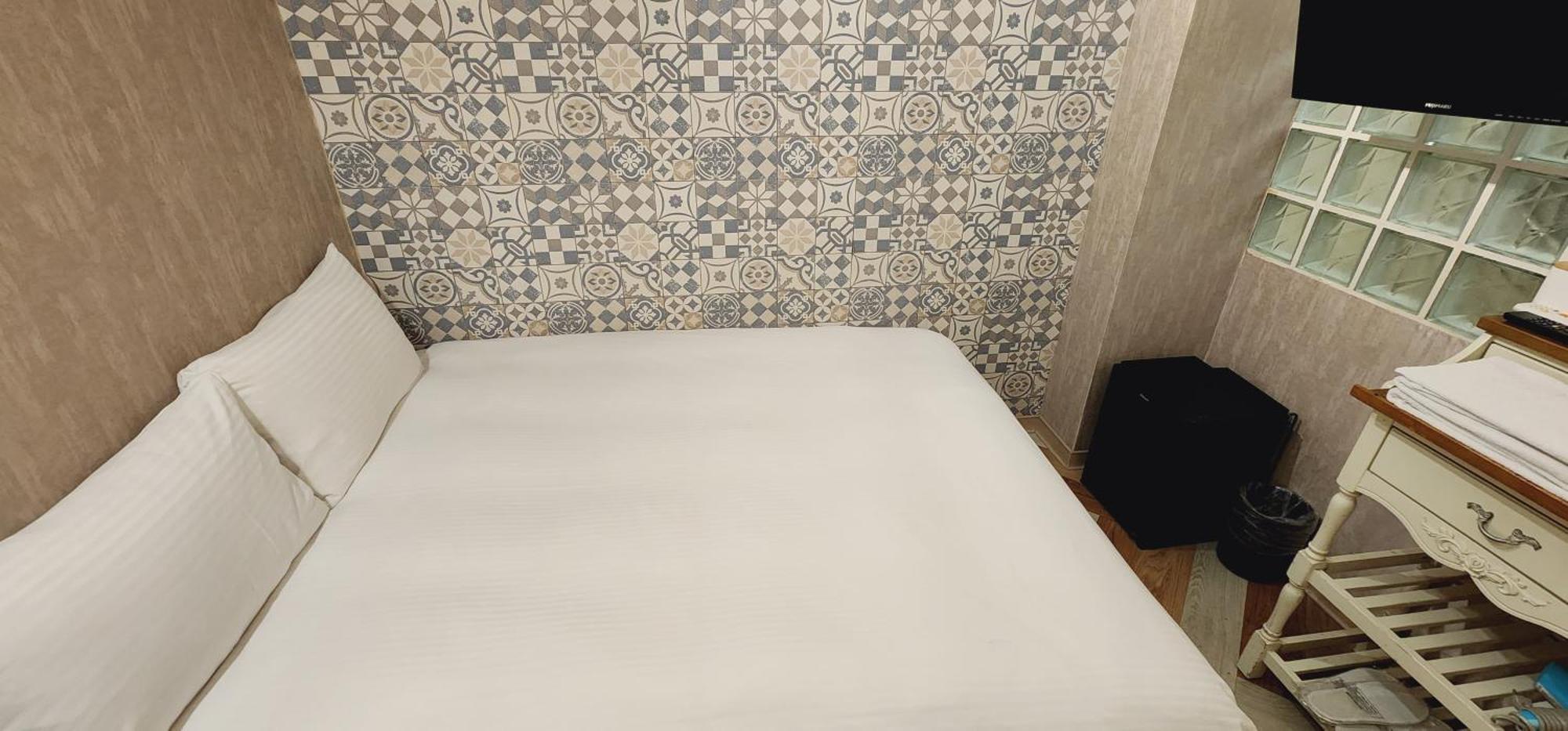 Cheers Loft Self Check-In Hotel تايبيه المظهر الخارجي الصورة